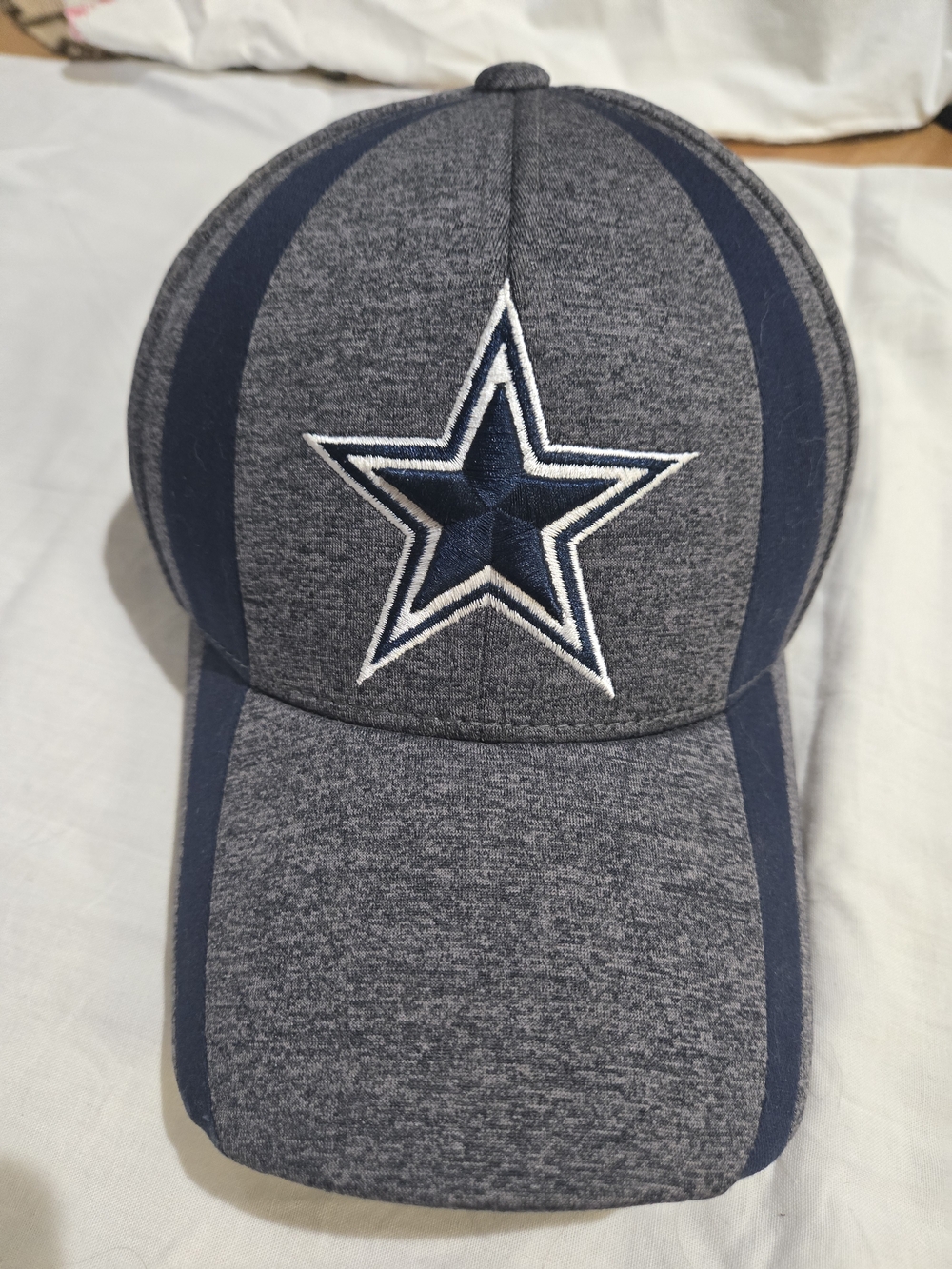 Dallas Cowboys Grey & Navy Star-Embroidered Baseball Cap